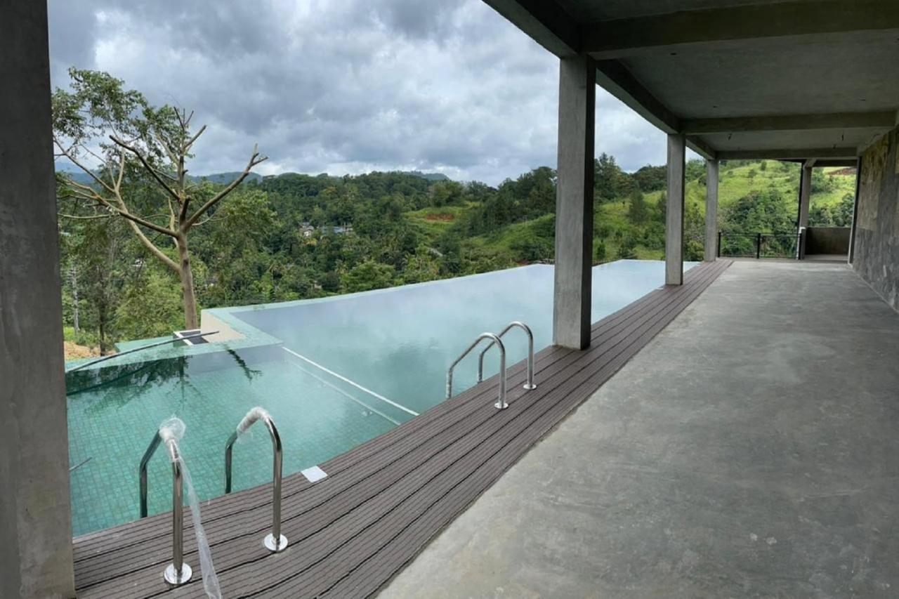 Riverbank Resort กัมโปลา ภายนอก รูปภาพ