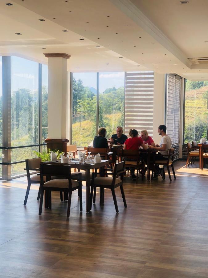 Riverbank Resort กัมโปลา ภายนอก รูปภาพ